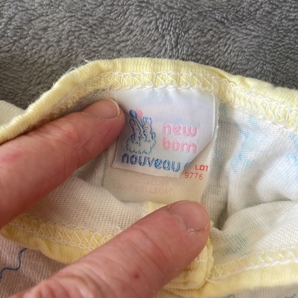 Newborn Layette VINTAGE - Picture 10 of 11
